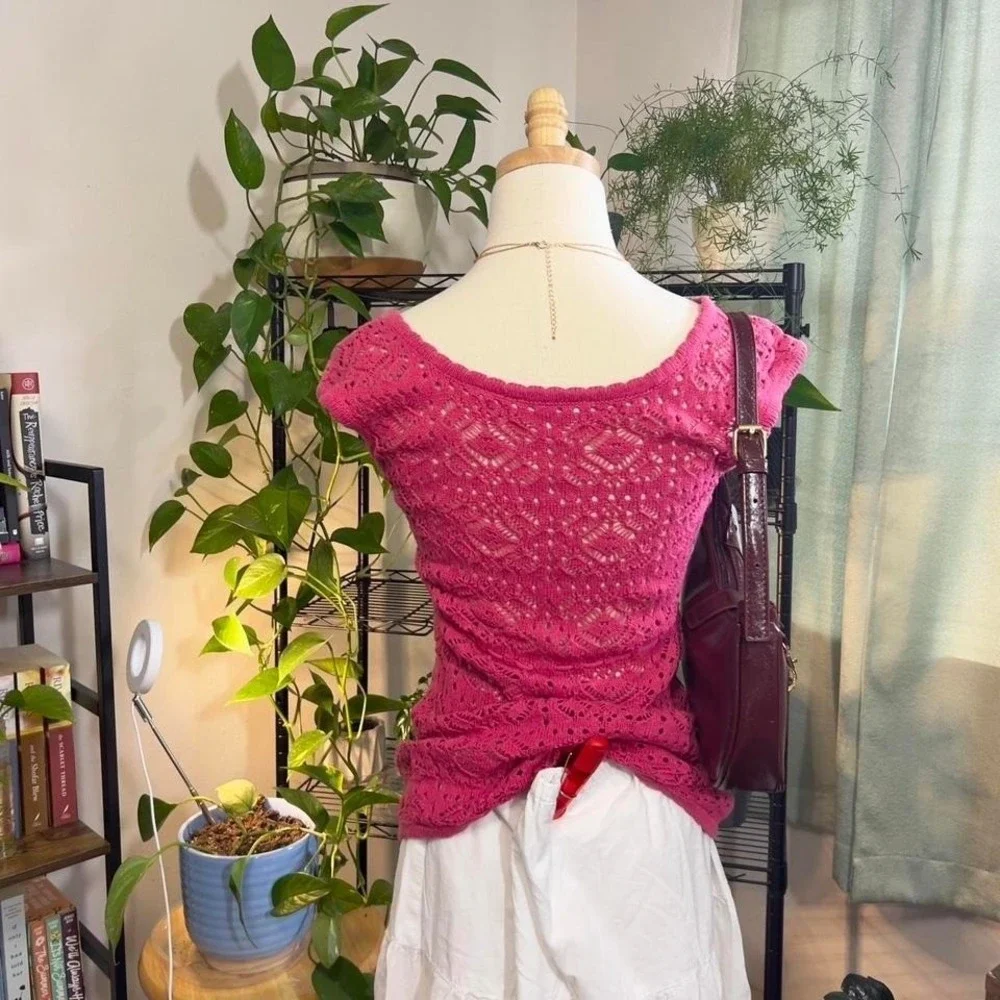 Y2K Pink Crochet Babydoll Top Blouse Size Medium Preppy Boho Fairy w/ Beads - Picture 7 of 8